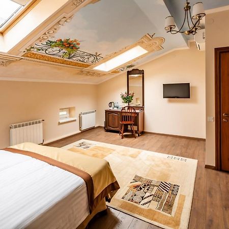 Mini-Hotel Guest House Inn Lviv Bagian luar foto