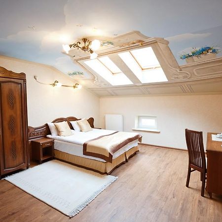 Mini-Hotel Guest House Inn Lviv Ruang foto