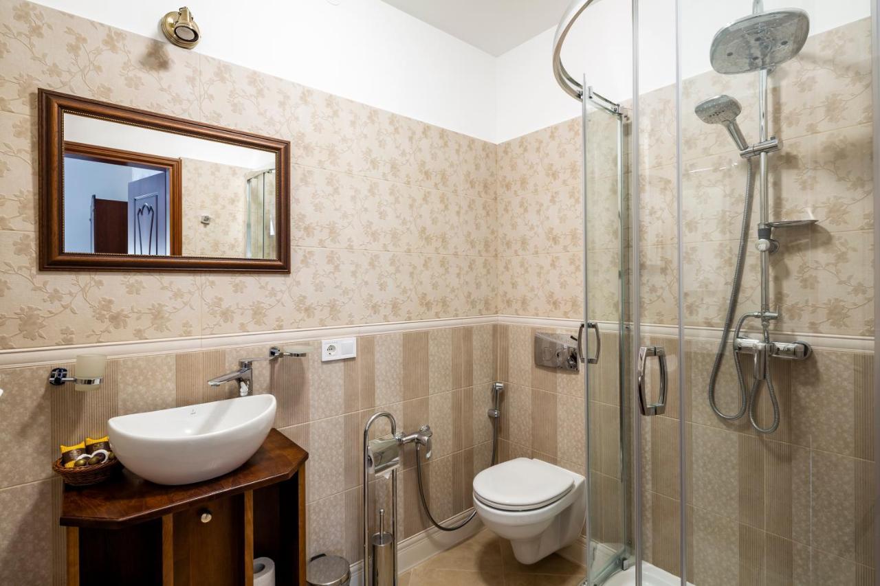 Mini-Hotel Guest House Inn Lviv Bagian luar foto