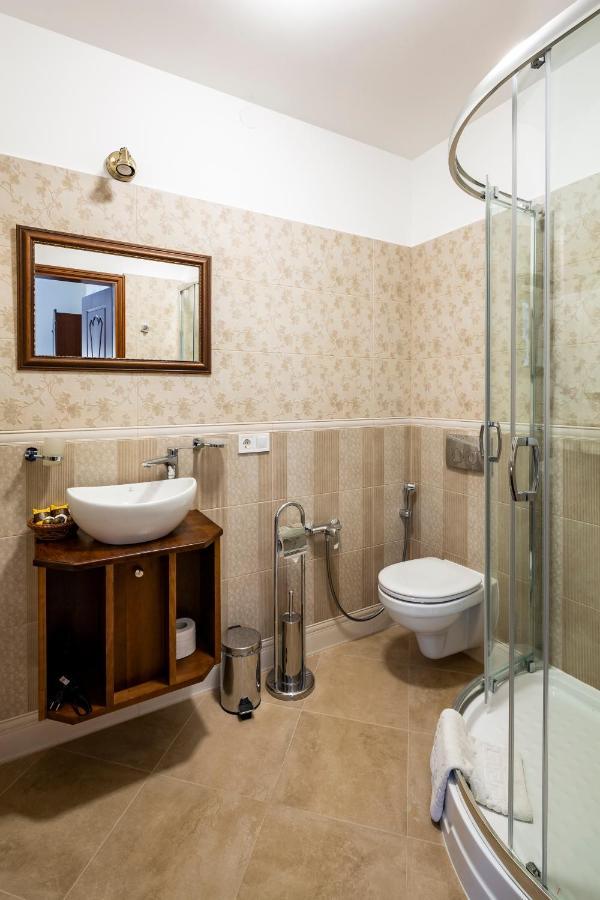 Mini-Hotel Guest House Inn Lviv Bagian luar foto