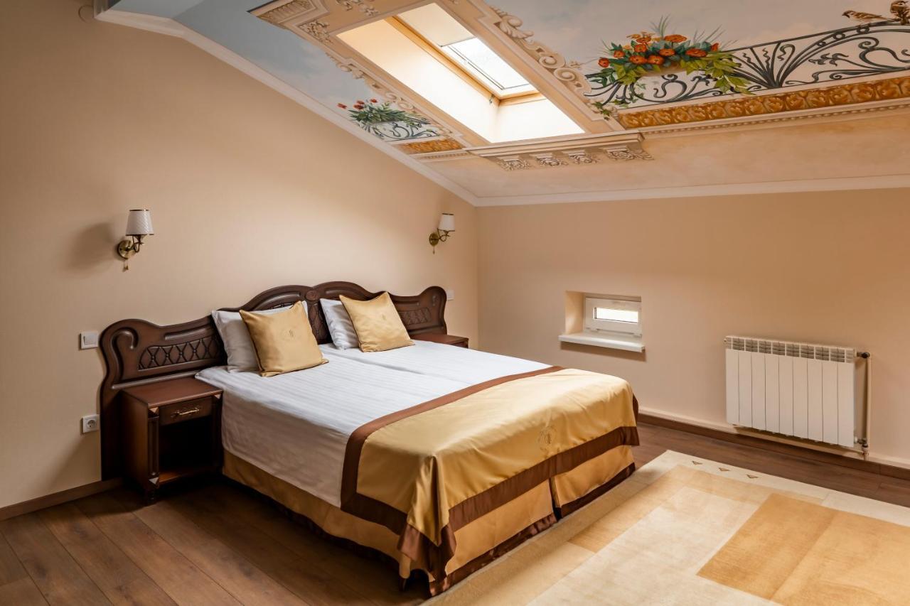 Mini-Hotel Guest House Inn Lviv Bagian luar foto