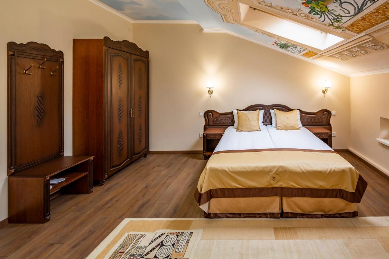 Mini-Hotel Guest House Inn Lviv Bagian luar foto