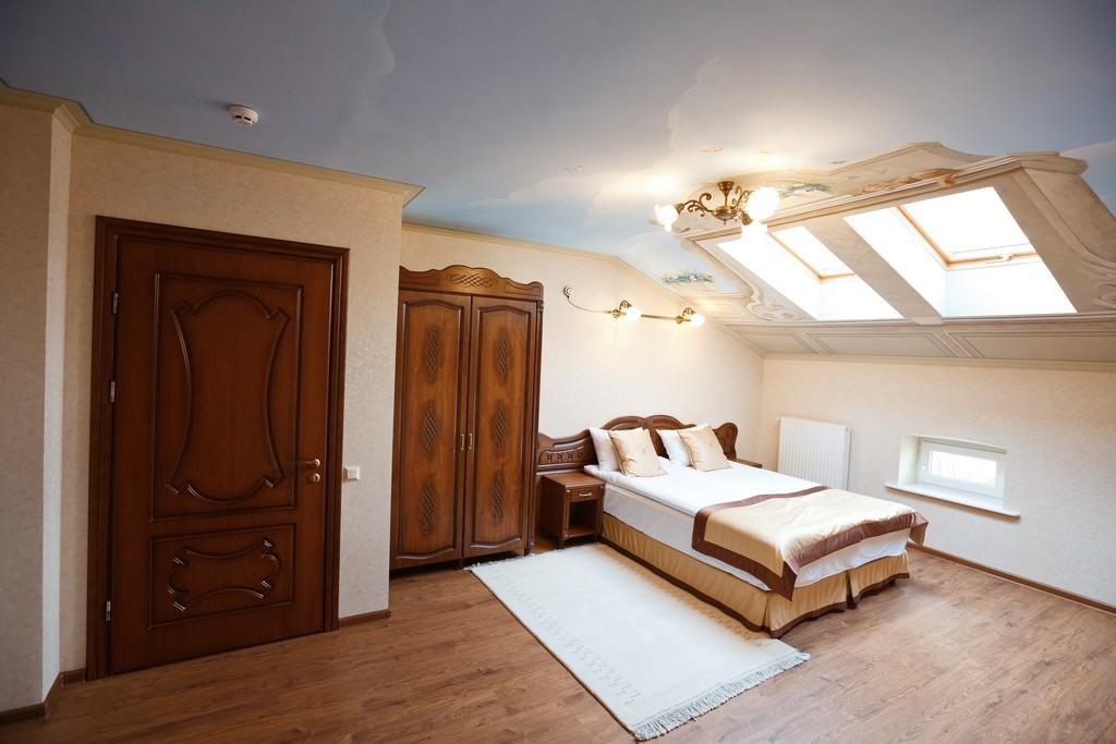 Mini-Hotel Guest House Inn Lviv Bagian luar foto
