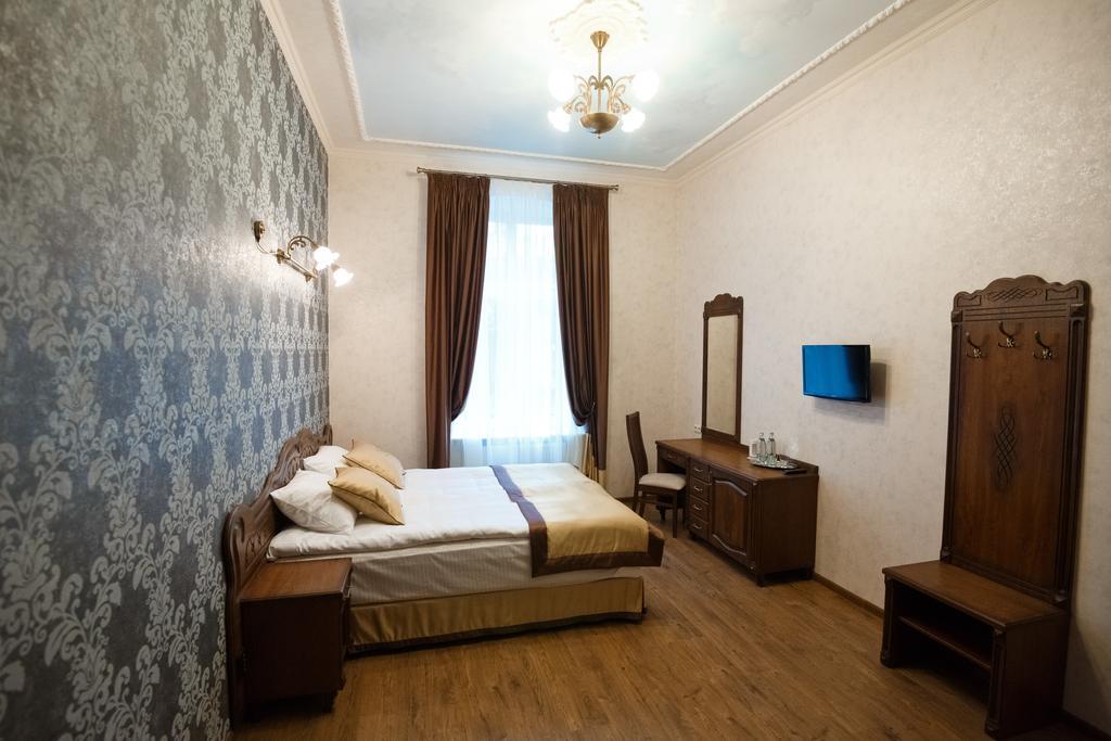 Mini-Hotel Guest House Inn Lviv Ruang foto