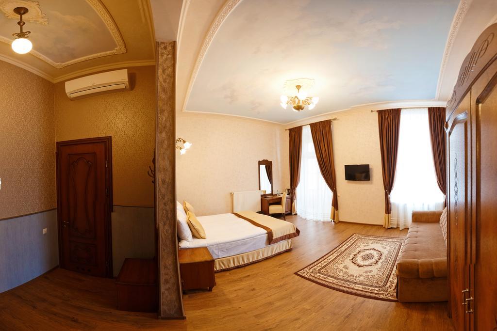 Mini-Hotel Guest House Inn Lviv Bagian luar foto