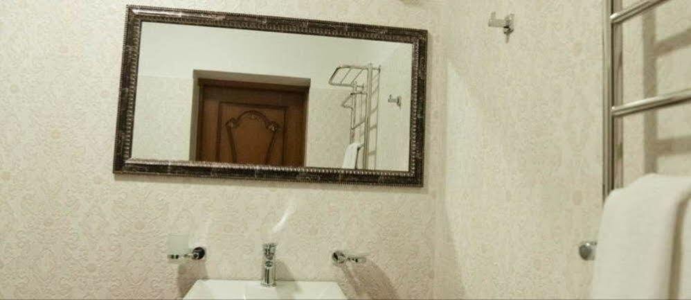 Mini-Hotel Guest House Inn Lviv Bagian luar foto