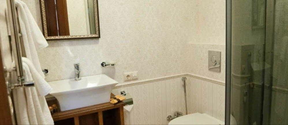 Mini-Hotel Guest House Inn Lviv Bagian luar foto